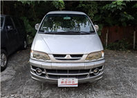 2003 Mitsubishi Space Gear 2.4 超低價釋出 只要 5.8 萬 有車比沒車好 2.4L 動力 耐操好養  超大空間 客貨兩用 歡迎電洽預約看車 LINE：goo5168 洽詢電話：0912423585 宋小姐  第1張縮圖