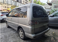 2003 Mitsubishi Space Gear 2.4 超低價釋出 只要 5.8 萬 有車比沒車好 2.4L 動力 耐操好養  超大空間 客貨兩用 歡迎電洽預約看車 LINE：goo5168 洽詢電話：0912423585 宋小姐  第12張縮圖