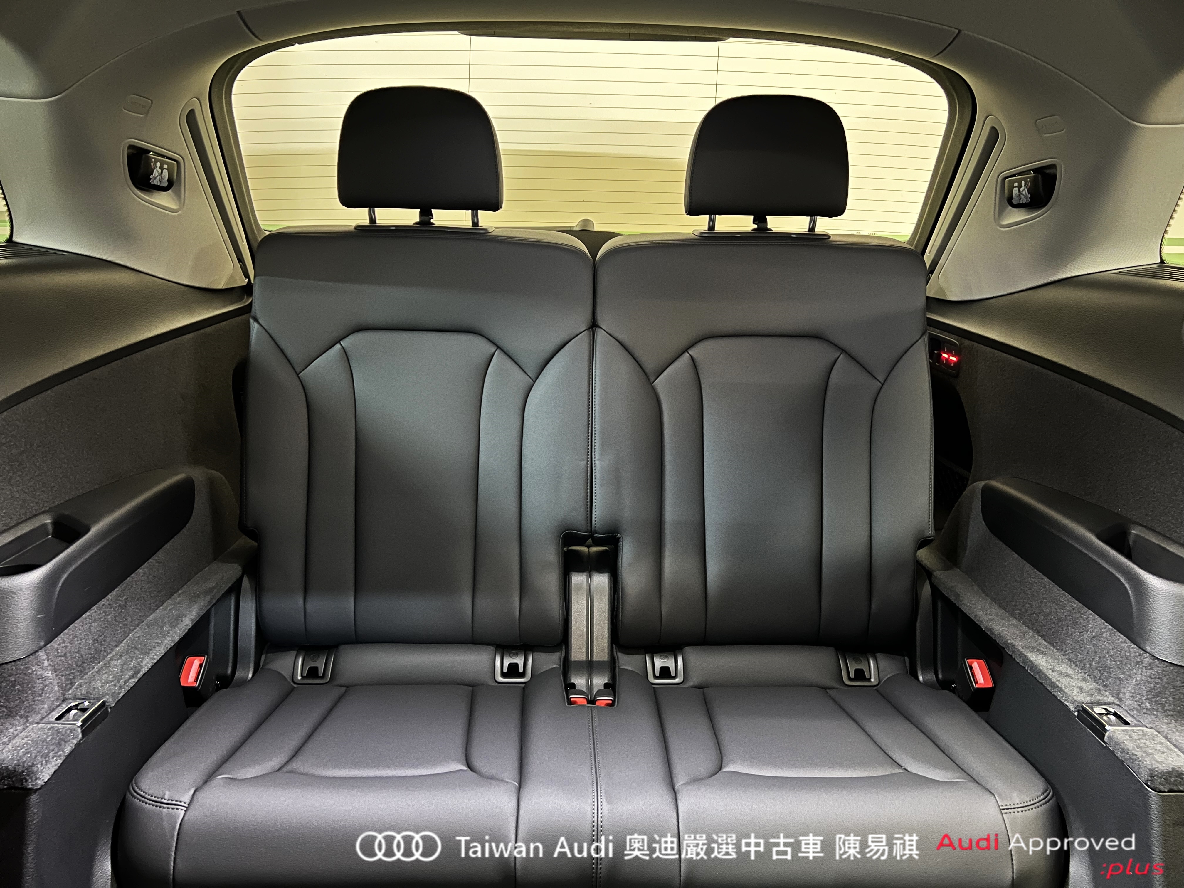 Audi新莊 嚴選認證中古車 陳易祺 /// Audi Q7 45TDI quattro Technik  第8張相片