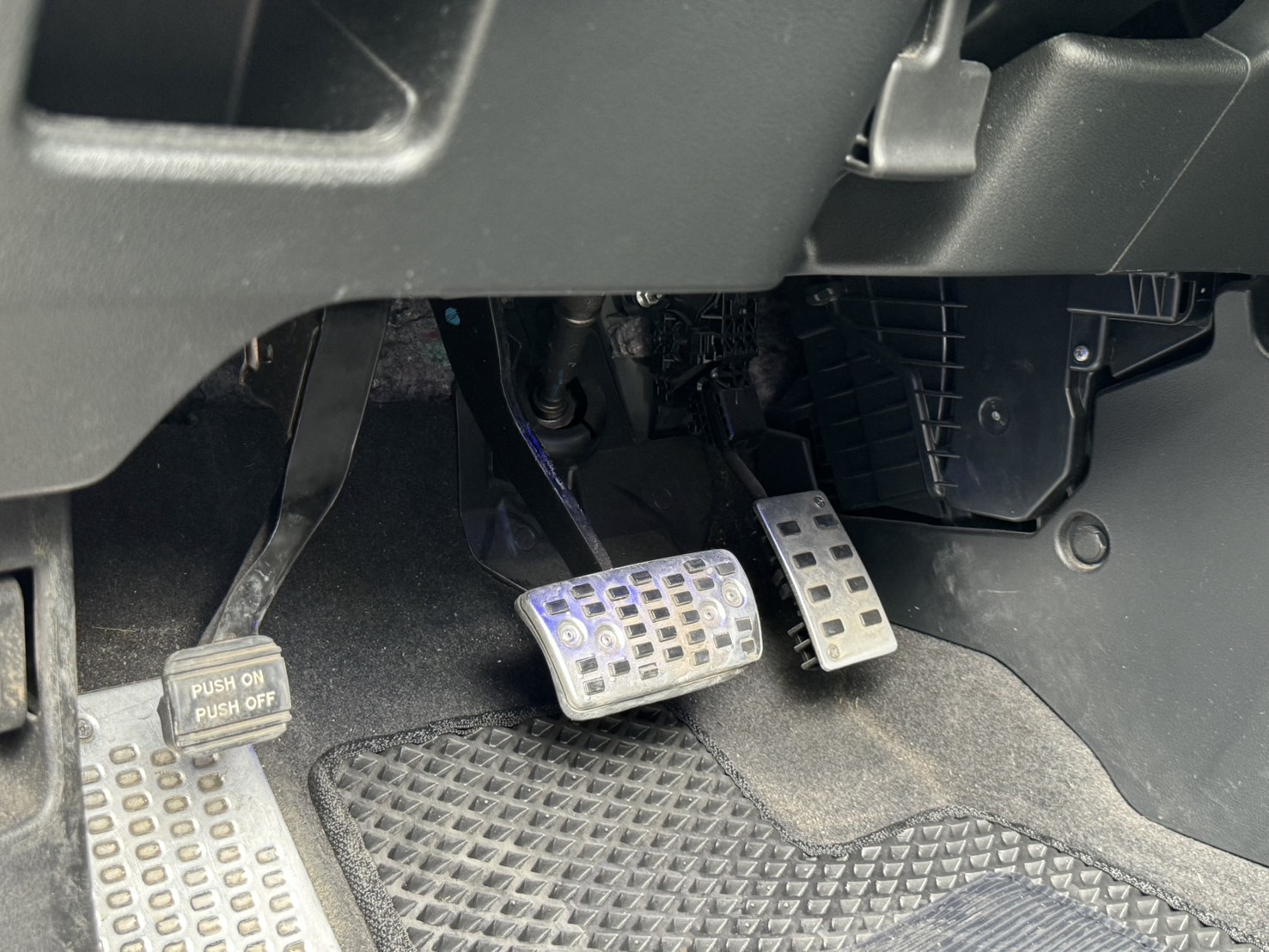 金鑽汽車 GD CAR ☎️0966-626-537(同LINE)  第8張相片