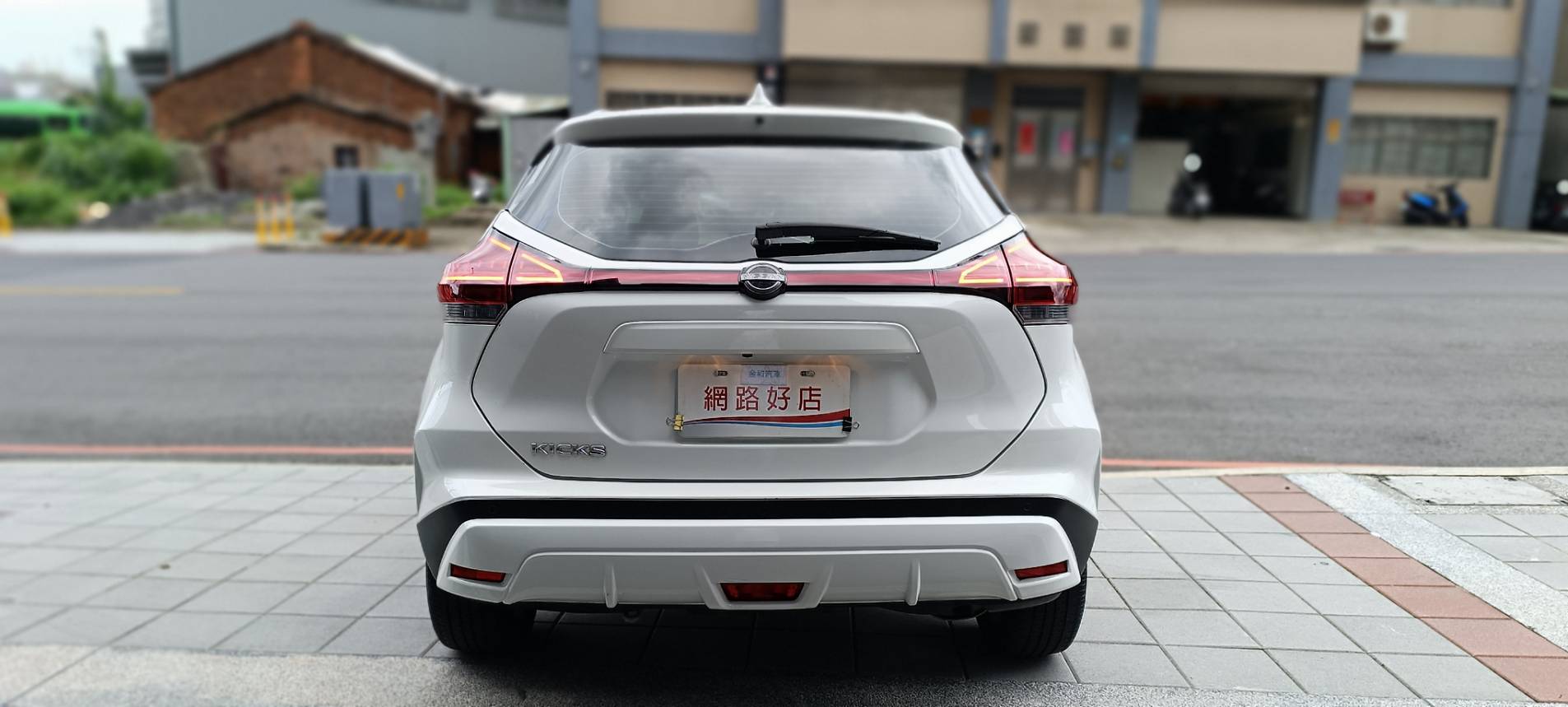 🚗【2023 NISSAN KICKS 旗艦版】 💥超低里程 3.1萬公里 💥最頂級配備 💰只要 4000元！就能把這台幾乎新車開回家～還可能找錢回家⁉️支援(CarPlay Android Auto)  第6張相片