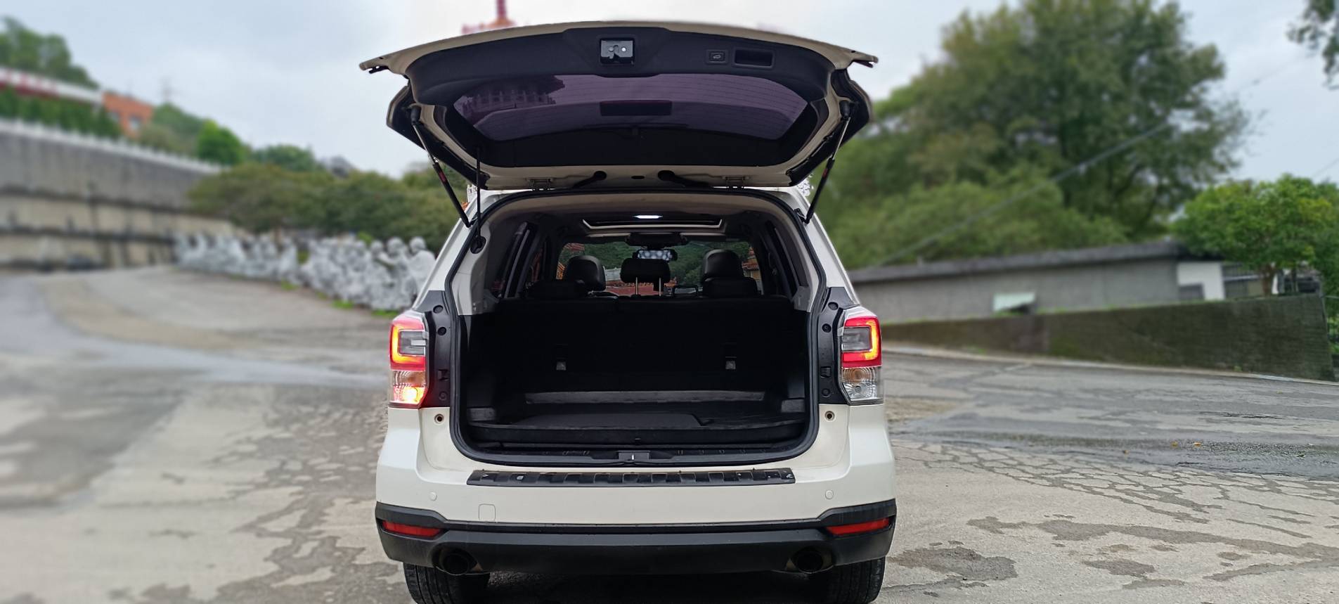 【性能怪獸降臨】2016 SUBARU FORESTER XT：渦輪增壓、全時四驅，貼背感等你體驗！  第7張相片