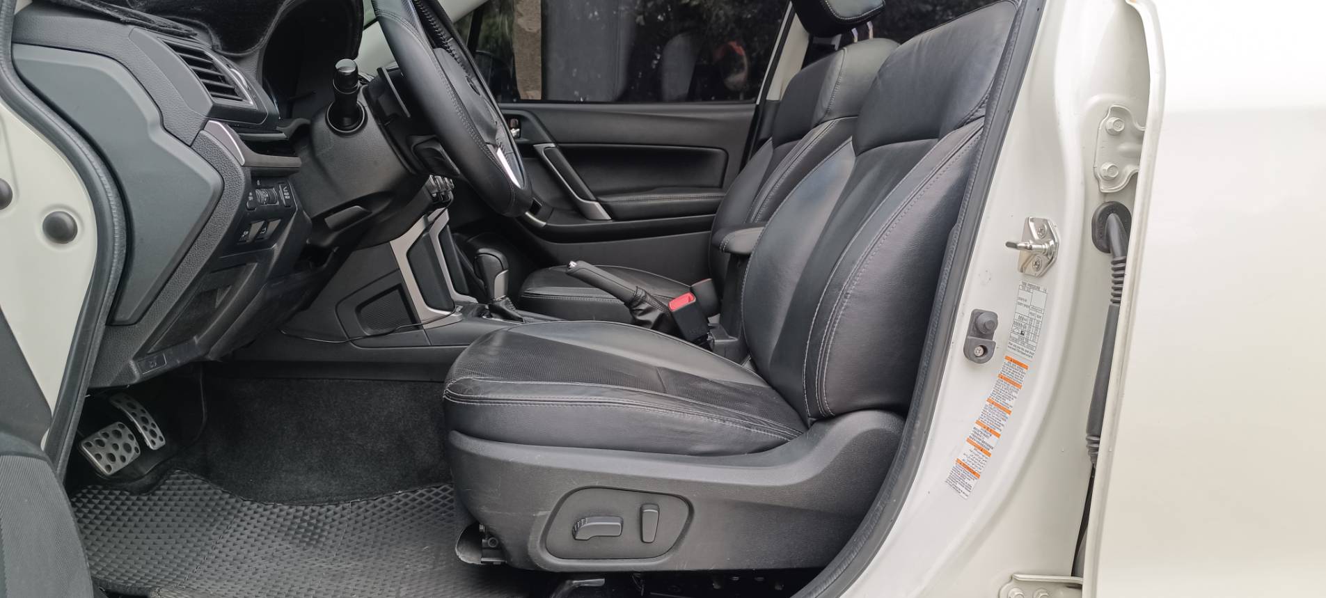 【性能怪獸降臨】2016 SUBARU FORESTER XT：渦輪增壓、全時四驅，貼背感等你體驗！  第12張相片