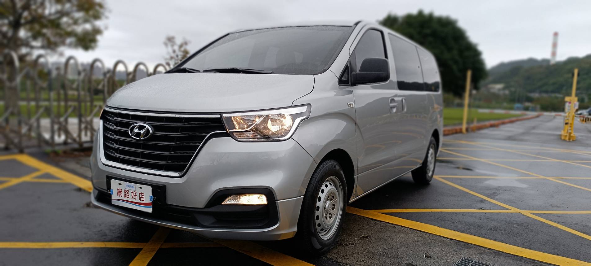 2018 19款式 Hyundai Starex 現代 史塔瑞絲 尊貴型 【事業家庭兩相宜】原裝進口、柴油有力！生意載貨，事業與家庭的最佳拍檔！也能全家大小出遊的超級好幫手  第1張相片