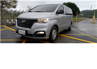 2018 19款式 Hyundai Starex 現代 史塔瑞絲 尊貴型 【事業家庭兩相宜】原裝進口、柴油有力！生意載貨，事業與家庭的最佳拍檔！也能全家大小出遊的超級好幫手  第1張縮圖