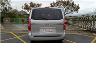 2018 19款式 Hyundai Starex 現代 史塔瑞絲 尊貴型 【事業家庭兩相宜】原裝進口、柴油有力！生意載貨，事業與家庭的最佳拍檔！也能全家大小出遊的超級好幫手  第5張縮圖