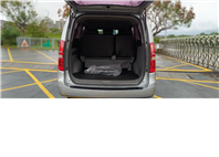 2018 19款式 Hyundai Starex 現代 史塔瑞絲 尊貴型 【事業家庭兩相宜】原裝進口、柴油有力！生意載貨，事業與家庭的最佳拍檔！也能全家大小出遊的超級好幫手  第7張縮圖