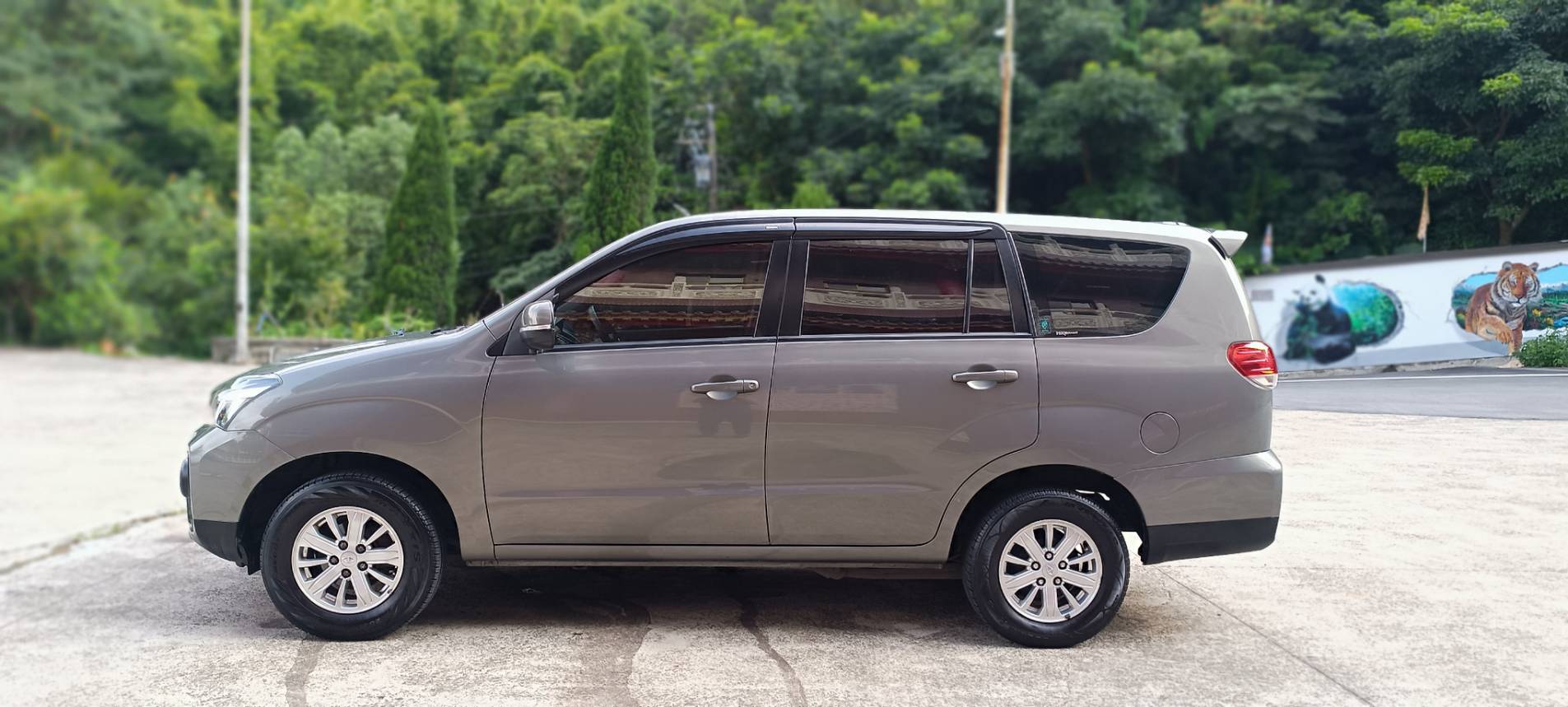 2020 中華 三菱 ZINGER  精緻型 2.4 ⭕️【商用車銷售冠軍 頭家好夥伴 公司 市場 批貨 載客 客貨兩相宜】大家都在用 用過都說讚的 普羅大眾車款  倒車顯影 行車記錄器 ⭐只要你有 4000元⭐即可把此車貸回家喔!✅保證實  第8張相片