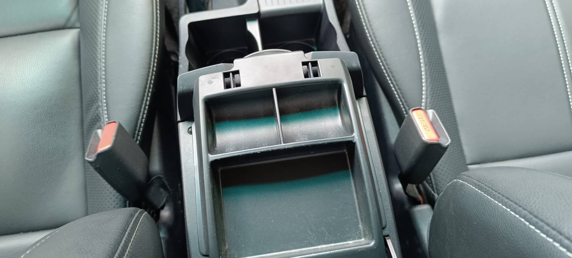 2020 中華 三菱 ZINGER  精緻型 2.4 ⭕️【商用車銷售冠軍 頭家好夥伴 公司 市場 批貨 載客 客貨兩相宜】大家都在用 用過都說讚的 普羅大眾車款  倒車顯影 行車記錄器 ⭐只要你有 4000元⭐即可把此車貸回家喔!✅保證實  第14張相片