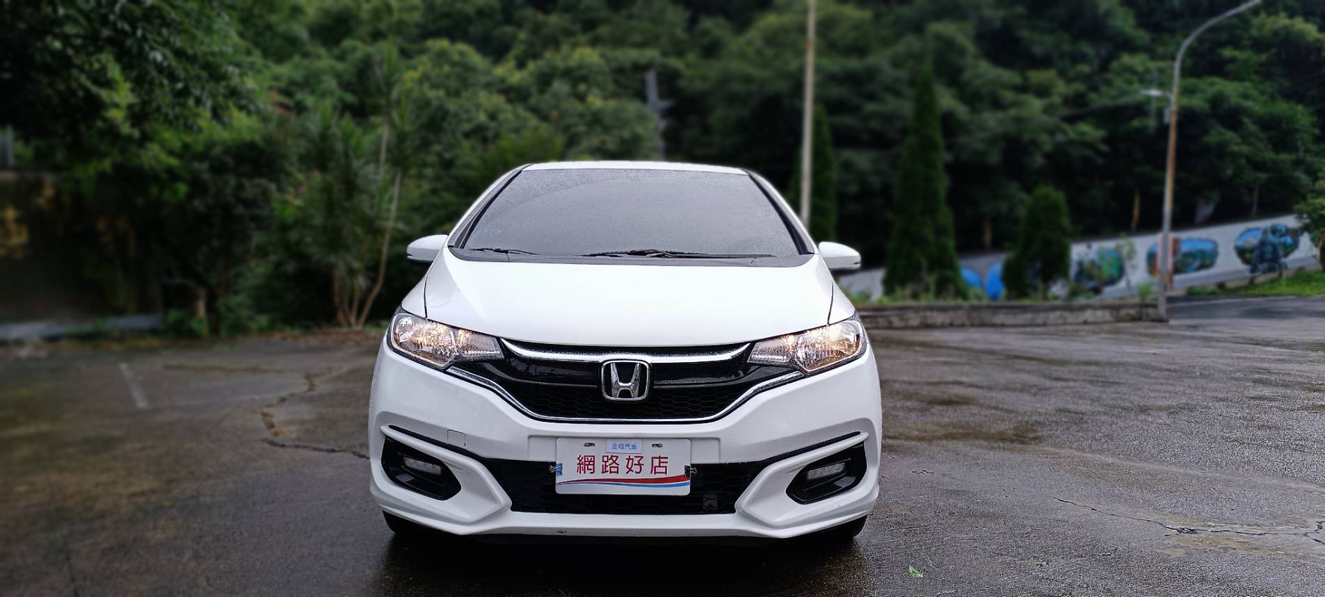 2021 HONDA FIT 1.5 S 低里程  車不大 但省油 省稅 輕巧 好開 好停車 超大行李箱  iKey 電折 引擎起閉 胎壓偵測 ECON 車小 好停車 室內大空間 小家庭、上班族、公車族首選！  第2張相片