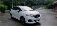 2021 HONDA FIT 1.5 S 低里程  車不大 但省油 省稅 輕巧 好開 好停車 超大行李箱  iKey 電折 引擎起閉 胎壓偵測 ECON 車小 好停車 室內大空間 小家庭、上班族、公車族首選！  第3張縮圖