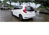 2021 HONDA FIT 1.5 S 低里程  車不大 但省油 省稅 輕巧 好開 好停車 超大行李箱  iKey 電折 引擎起閉 胎壓偵測 ECON 車小 好停車 室內大空間 小家庭、上班族、公車族首選！  第5張縮圖