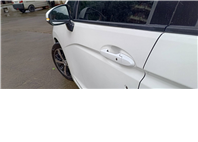 2021 HONDA FIT 1.5 S 低里程  車不大 但省油 省稅 輕巧 好開 好停車 超大行李箱  iKey 電折 引擎起閉 胎壓偵測 ECON 車小 好停車 室內大空間 小家庭、上班族、公車族首選！  第9張縮圖