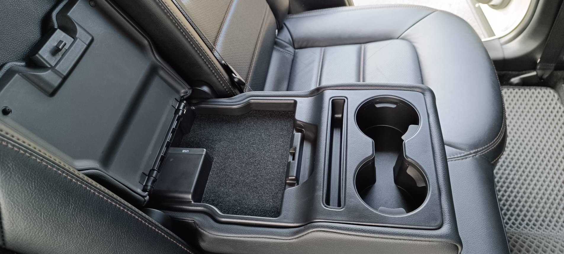 2019 MAZDA CX-5 SKY 旗艦版🚗💨 【潮改滿配】 ｜一手車釋出🔥(CarPlay Android Auto) ✨改好改滿！帥氣、性能、安全一次到位！  第14張相片