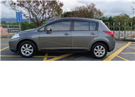 2012  Nissan Tiida 5D 1.8 EH  Tiida 1.8 大馬力 好停車 超實惠代步車 酷暑 寒流 下雨 爸媽 老婆 小孩 擠大眾運輸 無待修 每5千定期保養 車美    第7張縮圖