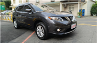 🚙 2017 Nissan X-Trail 2.0 完美版｜人氣家庭休旅 👉現在不用30萬！ 🌟人氣爆款｜空間大｜配備滿｜價格甜 錢沒有不見，只是變成你愛家人的方式而已❤️  第3張縮圖