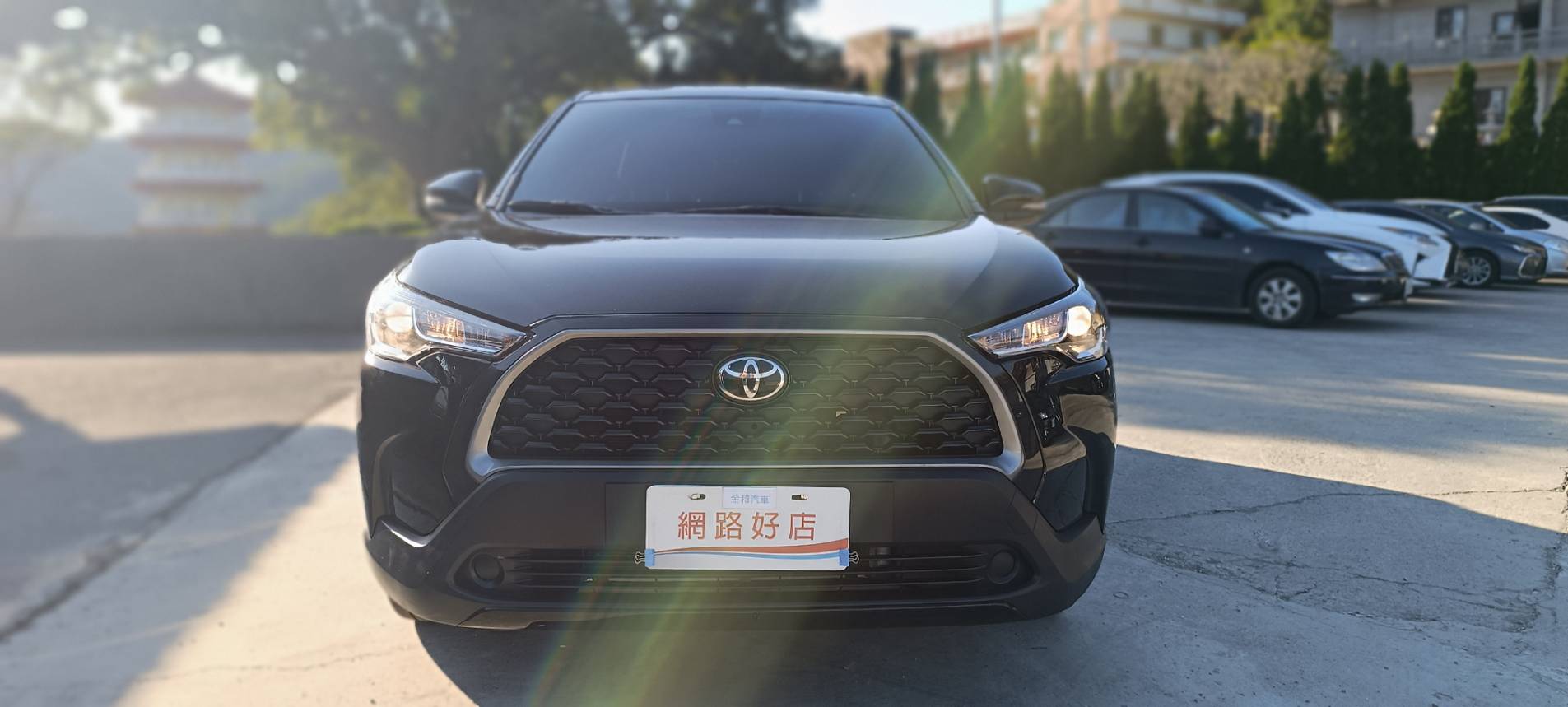 🔥 熱門休旅 2021 22款式TOYOTA Corolla Cross 1.8 尊爵 👑 ACC智能定速巡航 ✨車道偏移警示 ✨空間大 ✨超省油｜市區神車｜保值首選｜銷售冠軍神車 👑  第2張相片