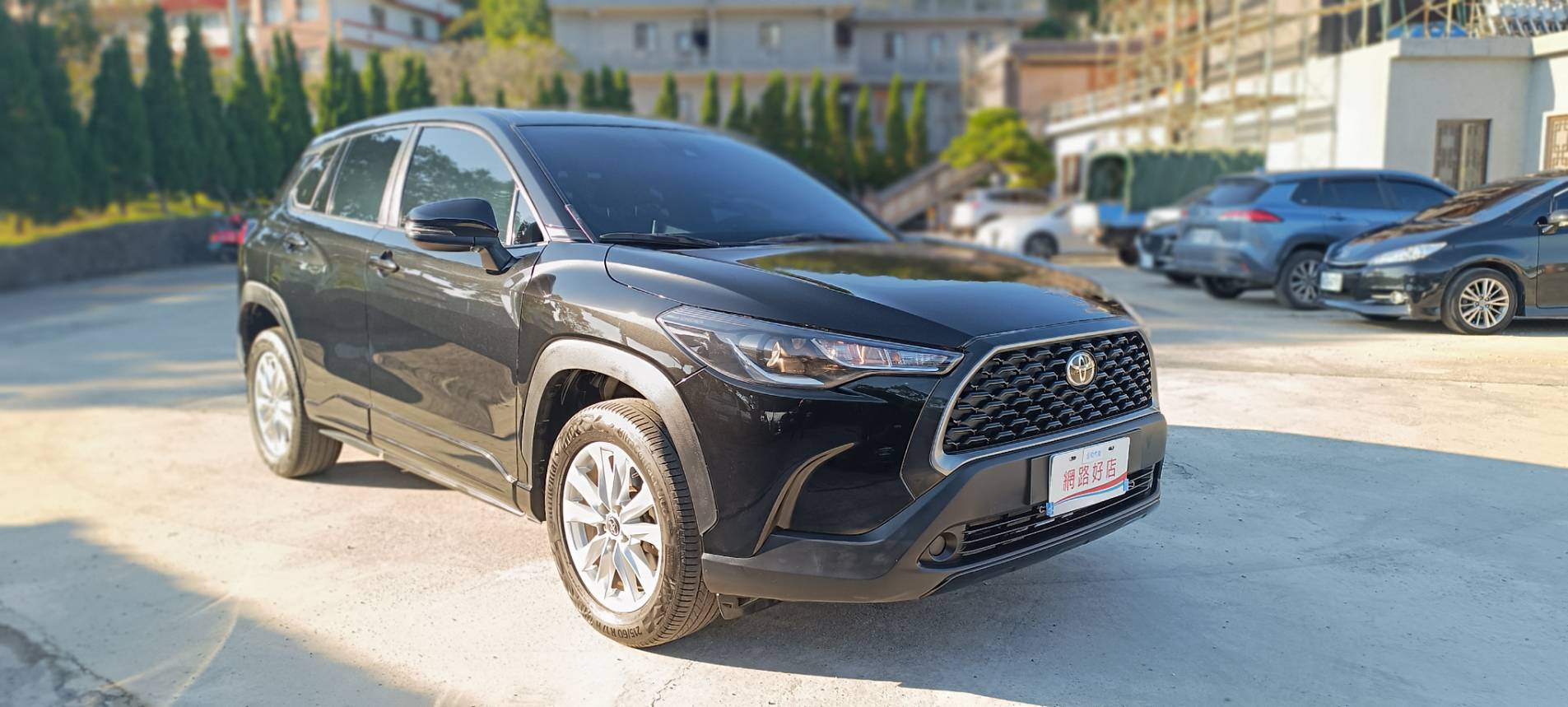 🔥 熱門休旅 2021 22款式TOYOTA Corolla Cross 1.8 尊爵 👑 ACC智能定速巡航 ✨車道偏移警示 ✨空間大 ✨超省油｜市區神車｜保值首選｜銷售冠軍神車 👑  第3張相片