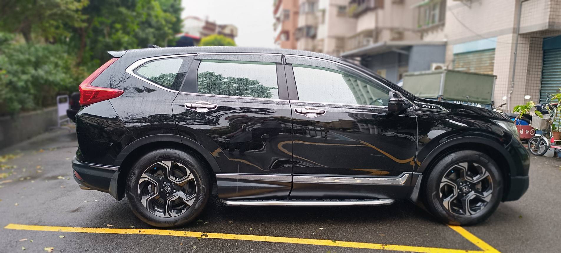 🚗 【2018 Honda CR-V 1.5 S｜頂規渦輪SUV】 ✨ 科技、安全、空間一次到位・ 全速域ACC・全景天窗・電動尾門 車道偏移 居中 盲點 (CarPlay Android Auto)✨一手車  第7張相片