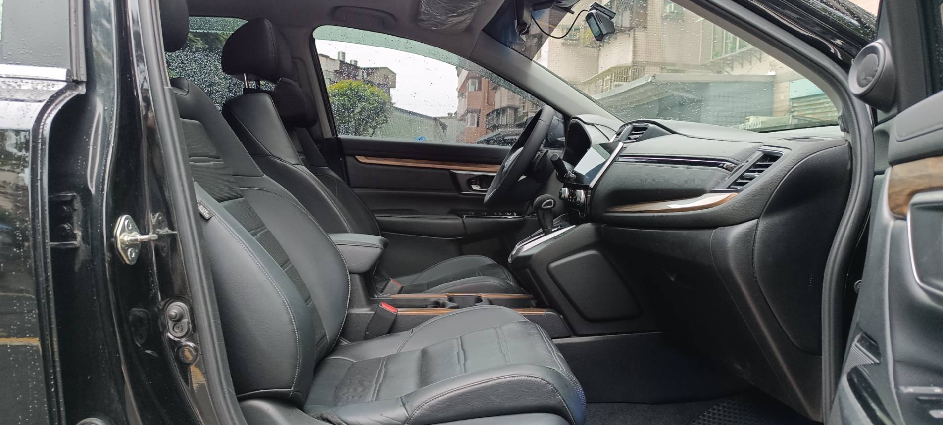 🚗 【2018 Honda CR-V 1.5 S｜頂規渦輪SUV】 ✨ 科技、安全、空間一次到位・ 全速域ACC・全景天窗・電動尾門 車道偏移 居中 盲點 (CarPlay Android Auto)✨一手車  第15張相片