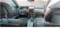 2011 Benz GLK 220 CDI 4MATIC 這台 新車250萬的 GLK 擁有經典的稜角線條，外觀白色搭配升級套件，外型依舊非常現代且霸氣！搭載柴油引擎，省油、大扭力，是入手賓士 SUV 的高 CP 值首選。  第10張縮圖