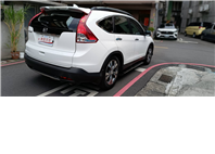 2014 HONDA CRV 2.4 代步車 小家庭 國民神車 後車廂空間可做多樣變化 可全部躺平 可供全家遊山玩水眾多需求 輕露營族最愛 相對低里程 車漂亮 原汁原味  無泡水 無改裝 車況超優   看車前請先電話聯絡確認車是否售出 以免  第4張縮圖