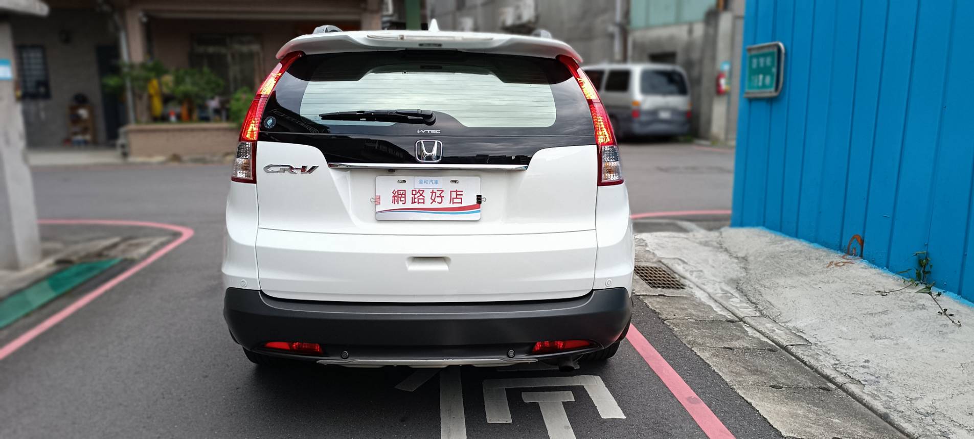 2014 HONDA CRV 2.4 代步車 小家庭 國民神車 後車廂空間可做多樣變化 可全部躺平 可供全家遊山玩水眾多需求 輕露營族最愛 相對低里程 車漂亮 原汁原味  無泡水 無改裝 車況超優   看車前請先電話聯絡確認車是否售出 以免  第6張相片