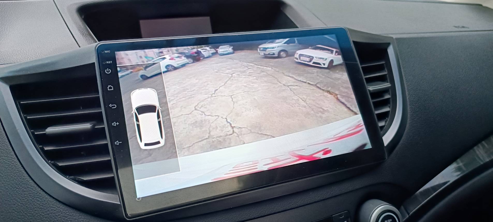 2014 HONDA CRV 2.4 代步車 小家庭 國民神車 後車廂空間可做多樣變化 可全部躺平 可供全家遊山玩水眾多需求 輕露營族最愛 相對低里程 車漂亮 原汁原味  無泡水 無改裝 車況超優   看車前請先電話聯絡確認車是否售出 以免  第17張相片