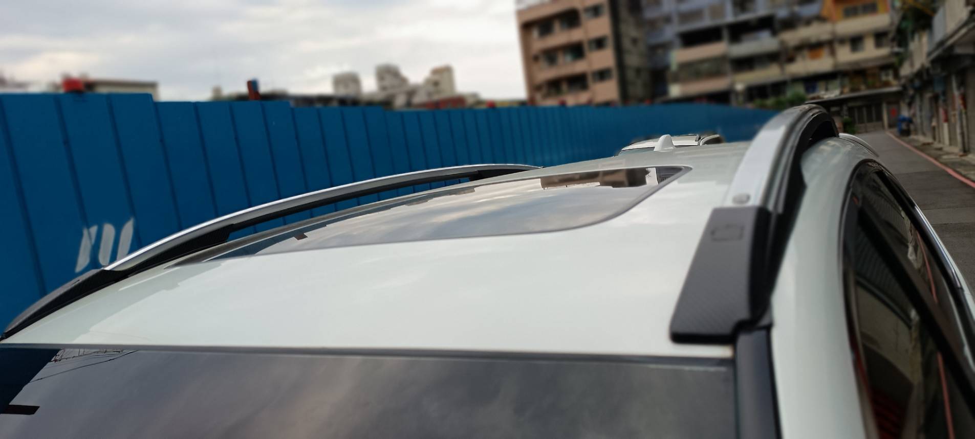 2014 HONDA CRV 2.4 代步車 小家庭 國民神車 後車廂空間可做多樣變化 可全部躺平 可供全家遊山玩水眾多需求 輕露營族最愛 相對低里程 車漂亮 原汁原味  無泡水 無改裝 車況超優   看車前請先電話聯絡確認車是否售出 以免  第18張相片