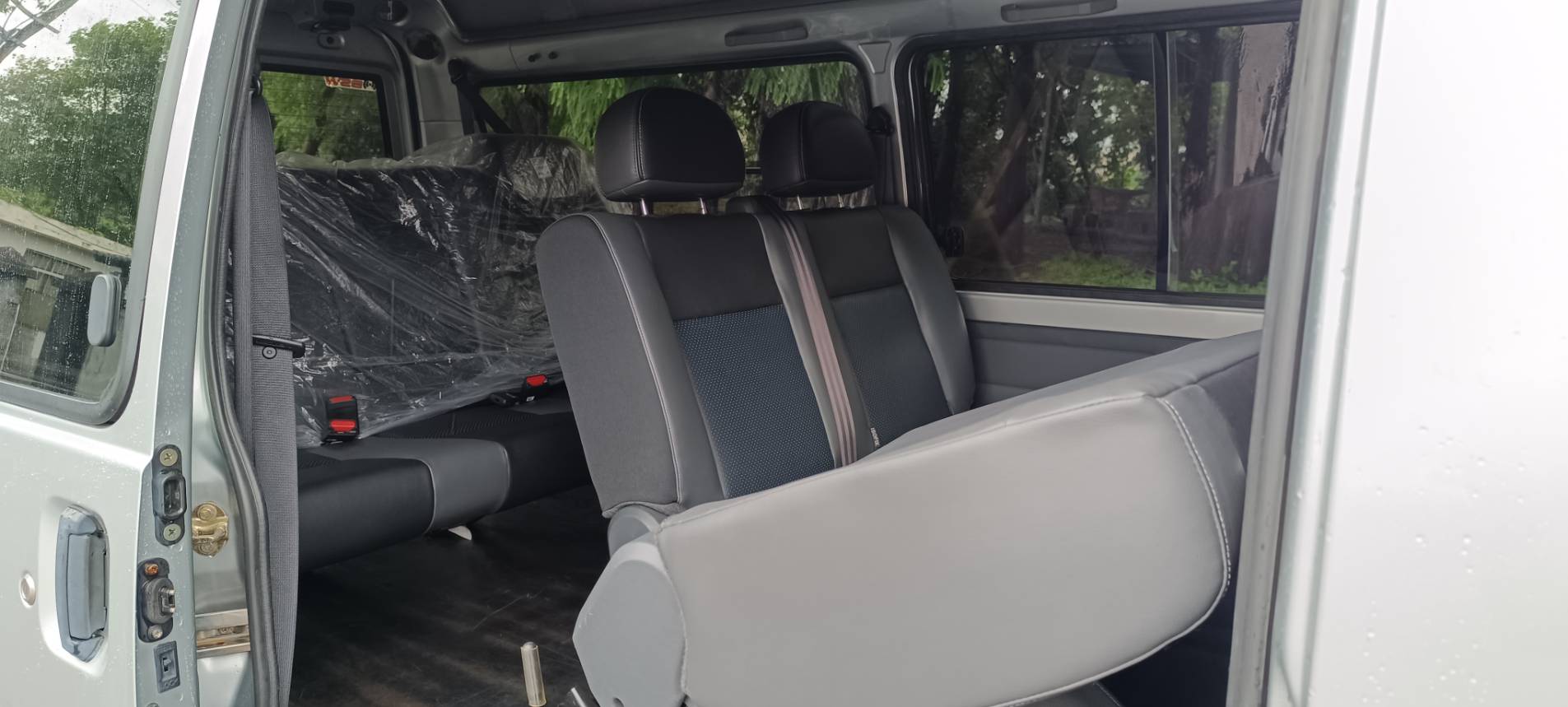 2020 Mitsubishi 得利卡 8人座｜空間王者 🔥 空間大、底盤高、用途廣 💡 商務、家庭、通勤接送全搞定！  第12張相片