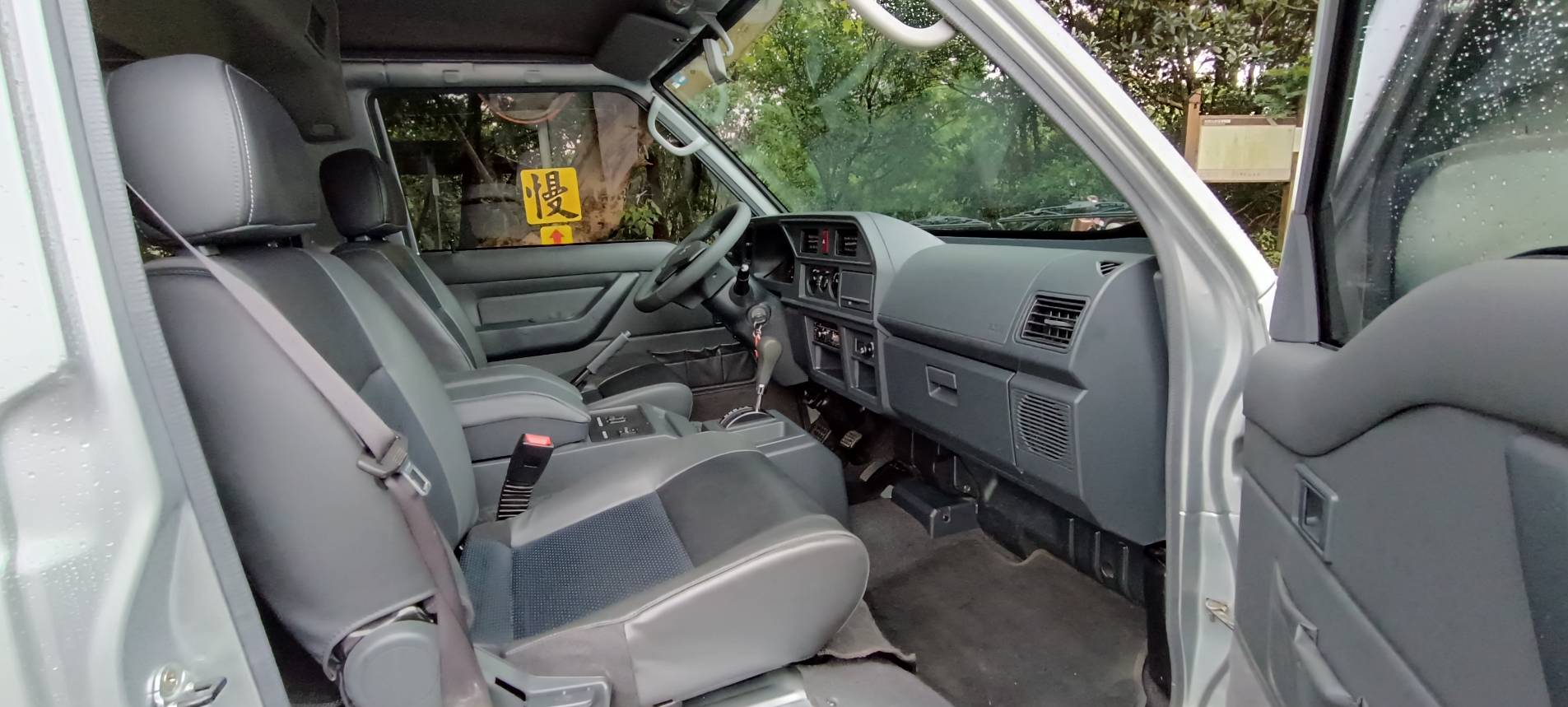 2020 Mitsubishi 得利卡 8人座｜空間王者 🔥 空間大、底盤高、用途廣 💡 商務、家庭、通勤接送全搞定！  第16張相片