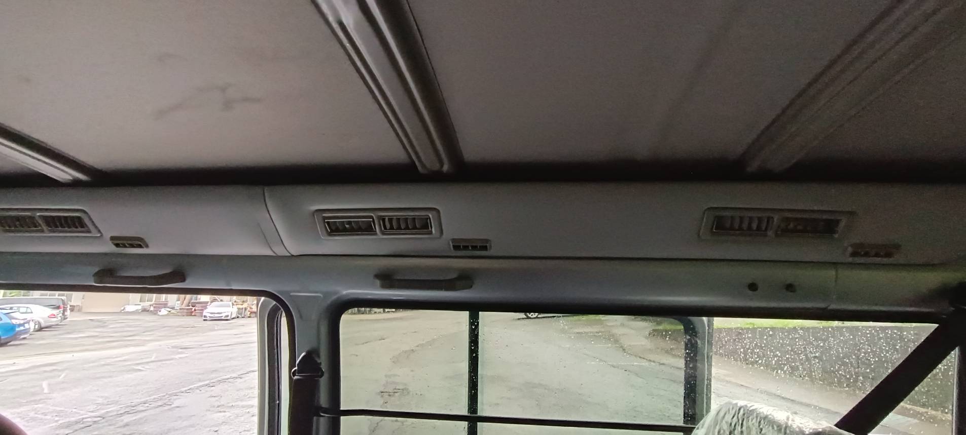 2020 Mitsubishi 得利卡 8人座｜空間王者 🔥 空間大、底盤高、用途廣 💡 商務、家庭、通勤接送全搞定！  第18張相片