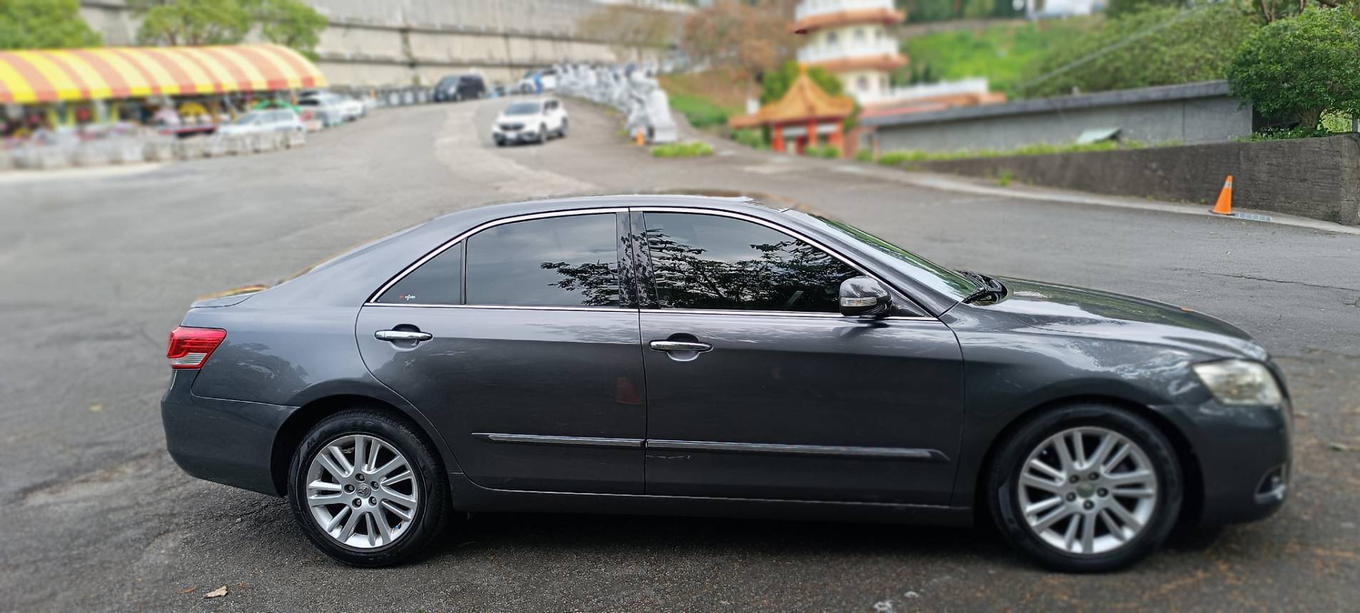 2010  CAMRY 2.4 G 尊貴 安卓機 天窗 中大型房車 小家庭 首購 豪華代步車 豪華氣派 配備性能佳 ⭐只要你有 4000元⭐即可把此車貸回家喔!  第7張相片