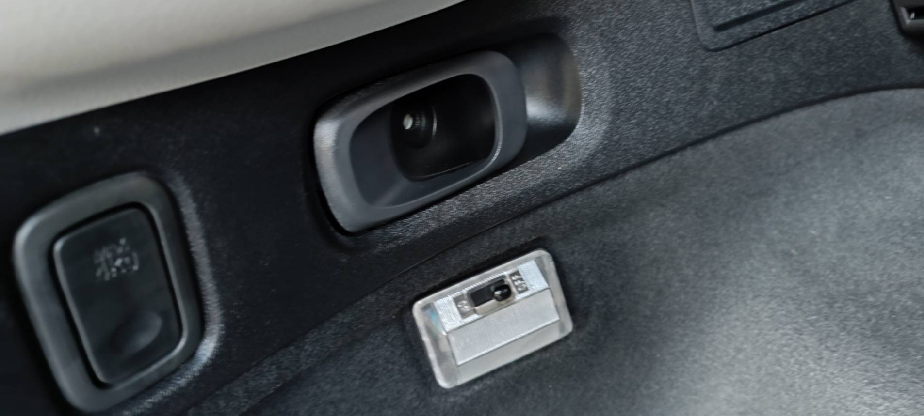 2014 MITSUBISHI 三菱 COLT PLUS 1.5 可魯5D ✅小家庭✅小資✅上班族✅公車族✅代步車 好停車 大空間 無薪轉勞保/信用瑕疵/八大行業/夜市擺攤皆可協助辦理 強力貸款團隊強力過件，✅三天過件五天交車   第14張相片