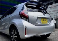 2019 Toyota Prius C 油電混合 內裝乾淨完整  第4張縮圖