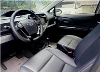 2019 Toyota Prius C 油電混合 內裝乾淨完整  第7張縮圖