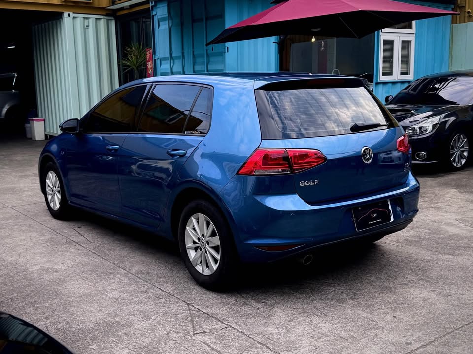 2013 VW Golf TSI 已認證 可協助貸款 內外觀完整   第10張相片