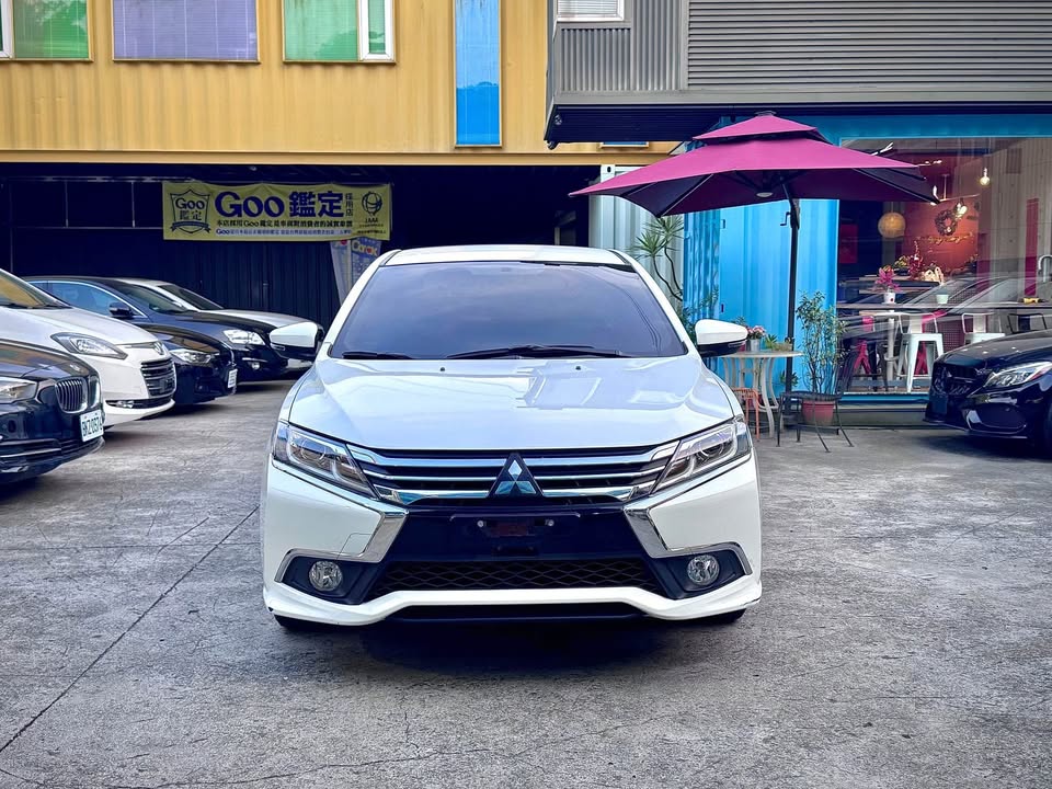 2017 Mitsubishi grand lancer 1.8時尚型   第2張相片