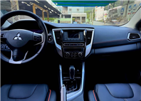 2017 Mitsubishi grand lancer 1.8時尚型   第8張縮圖