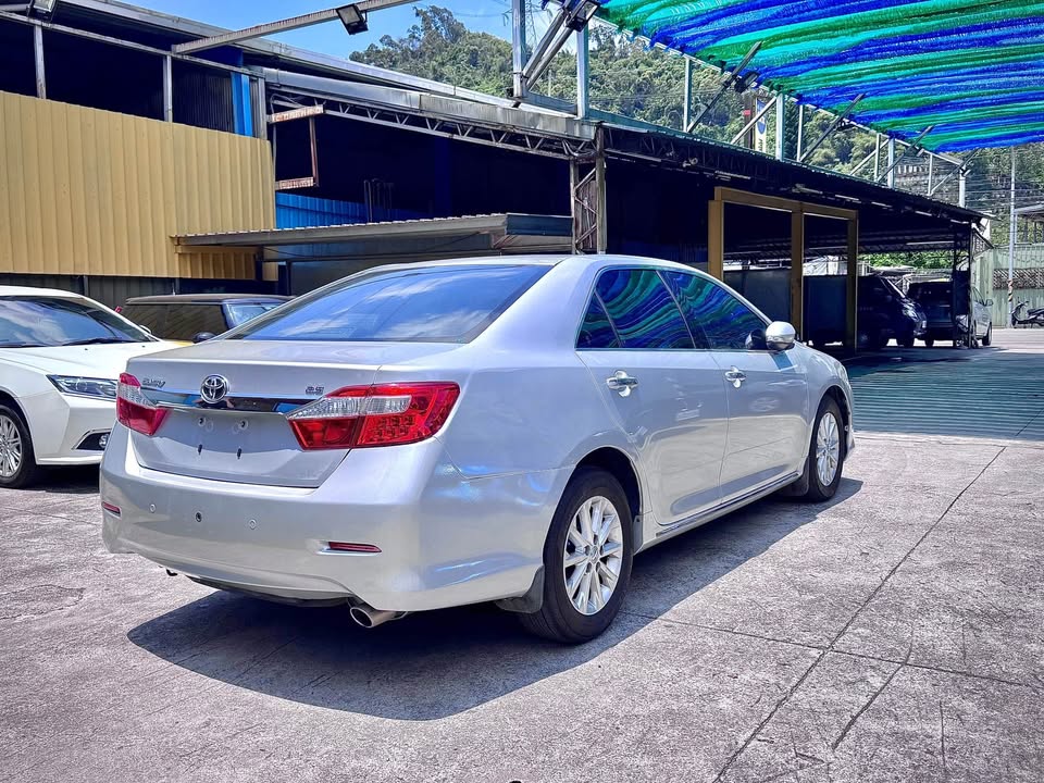 2012 Toyota Camry 2.5e 引擎變速箱正常 內外完整度高 可協助貸款 雙北可看車  第2張相片