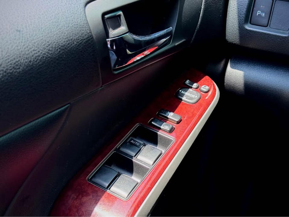 2012 Toyota Camry 2.5e 引擎變速箱正常 內外完整度高 可協助貸款 雙北可看車  第7張相片