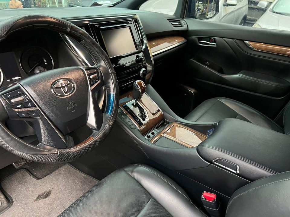 2015 TOYOTA Alphard 3.5  第3張相片