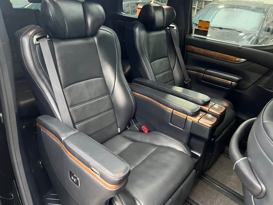 2015 TOYOTA Alphard 3.5  第6張相片