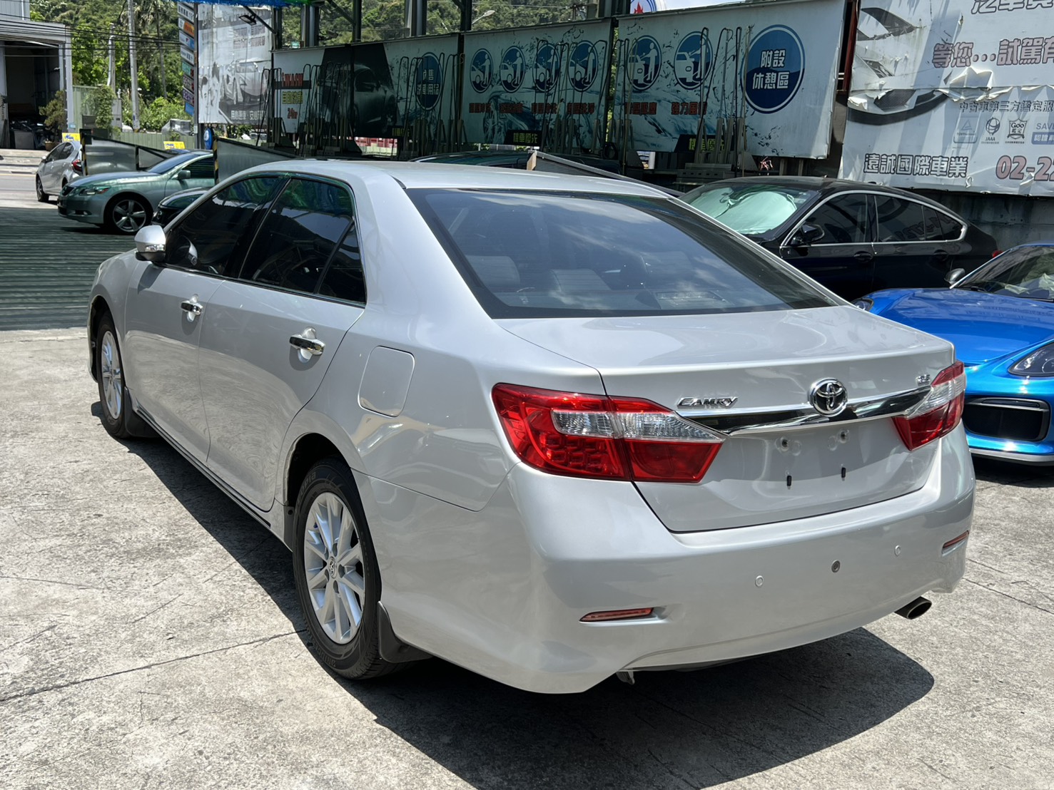 2012 TOYOTA camry E版 車況良好 便宜賣  第2張相片