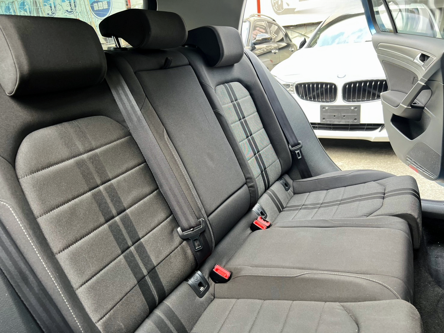 2014 Golf TSI 1.2 CL版 7代 認證車 車況良好 便宜賣  第5張相片