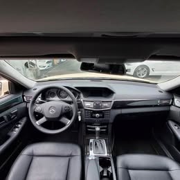 10年Benz E250 w212 限量車色 超低價帶回家  第4張相片
