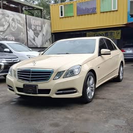10年Benz E250 w212 限量車色 超低價帶回家  第6張相片