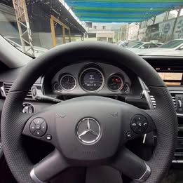10年Benz E250 w212 限量車色 超低價帶回家  第9張相片