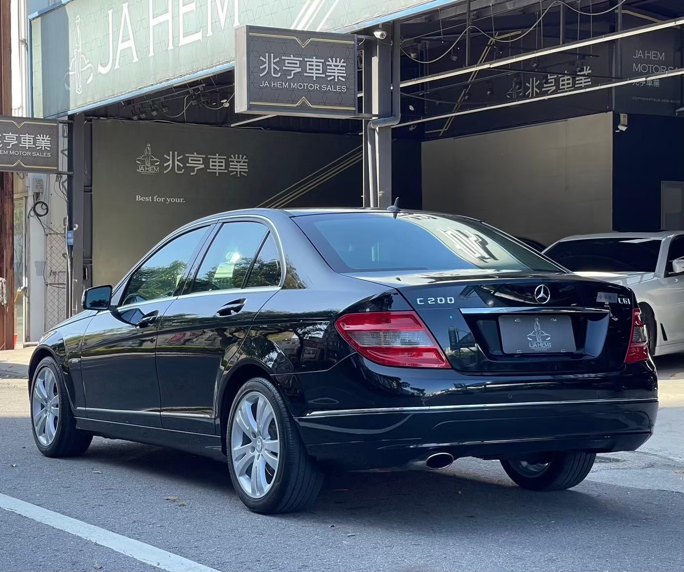 2010 賓士Benz C200 CGI 電話：0966218569 賴：imkc9718  第15張相片