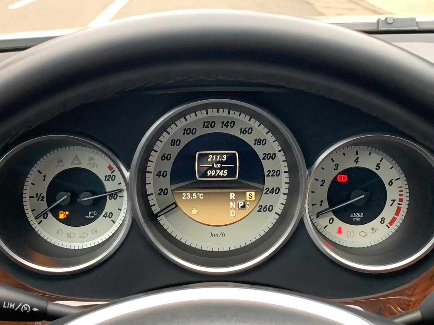 2011 賓士 Benz CLS350 電話：0966218569 賴：imkc9718  第3張相片